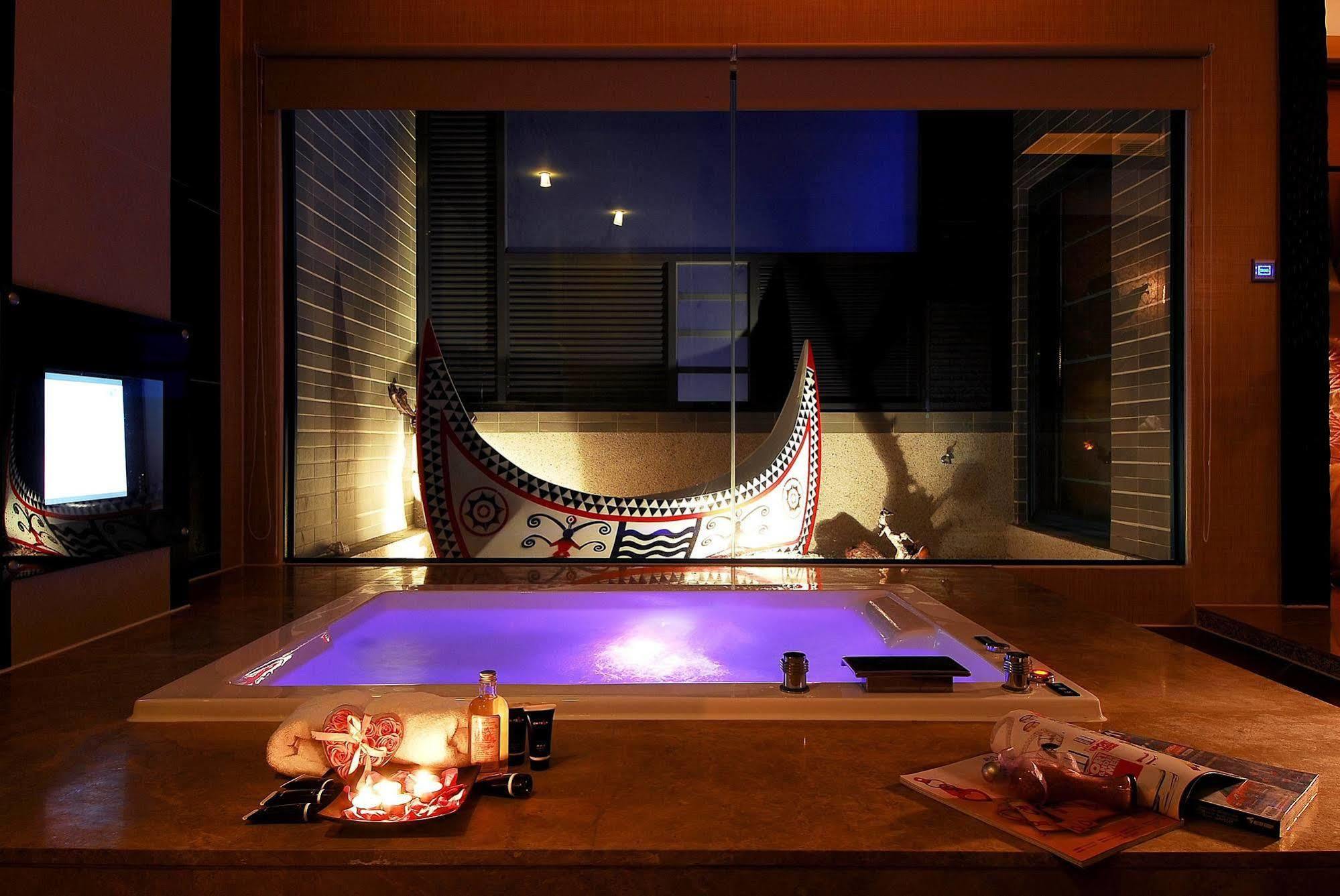 All-Ur Boutique Motel -Chia Yi Branch Chiayi City Dış mekan fotoğraf