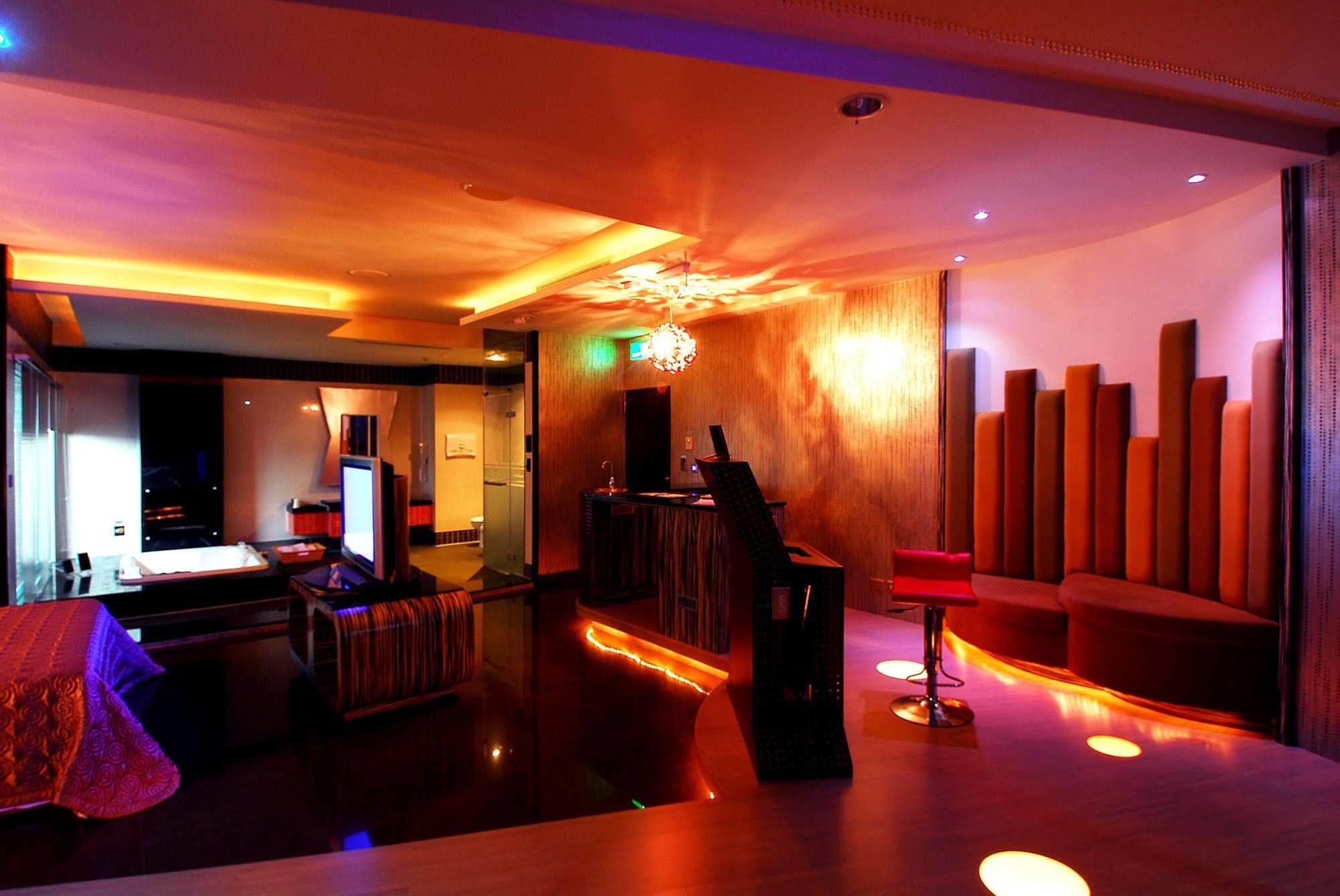 All-Ur Boutique Motel -Chia Yi Branch Chiayi City Dış mekan fotoğraf