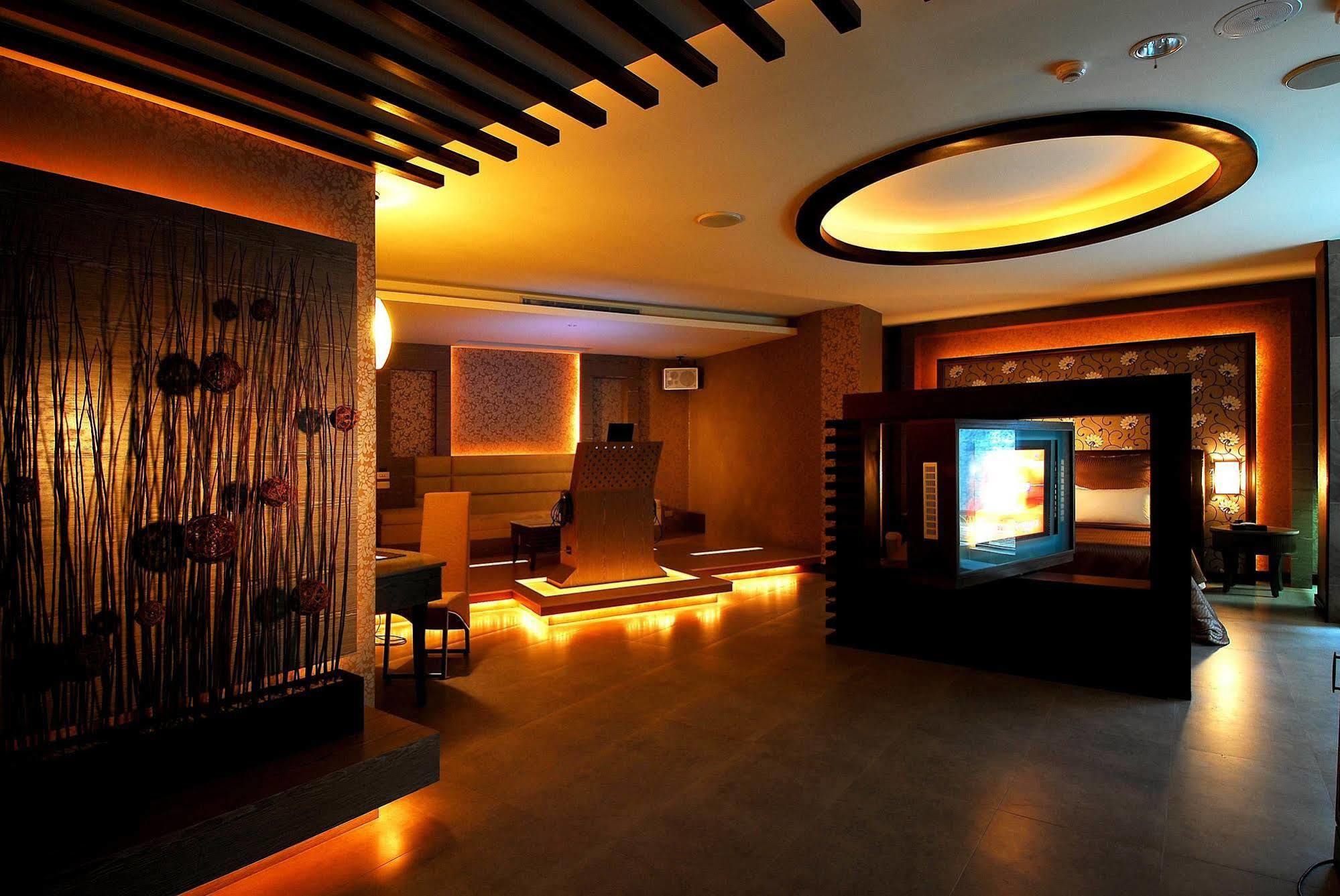 All-Ur Boutique Motel -Chia Yi Branch Chiayi City Dış mekan fotoğraf