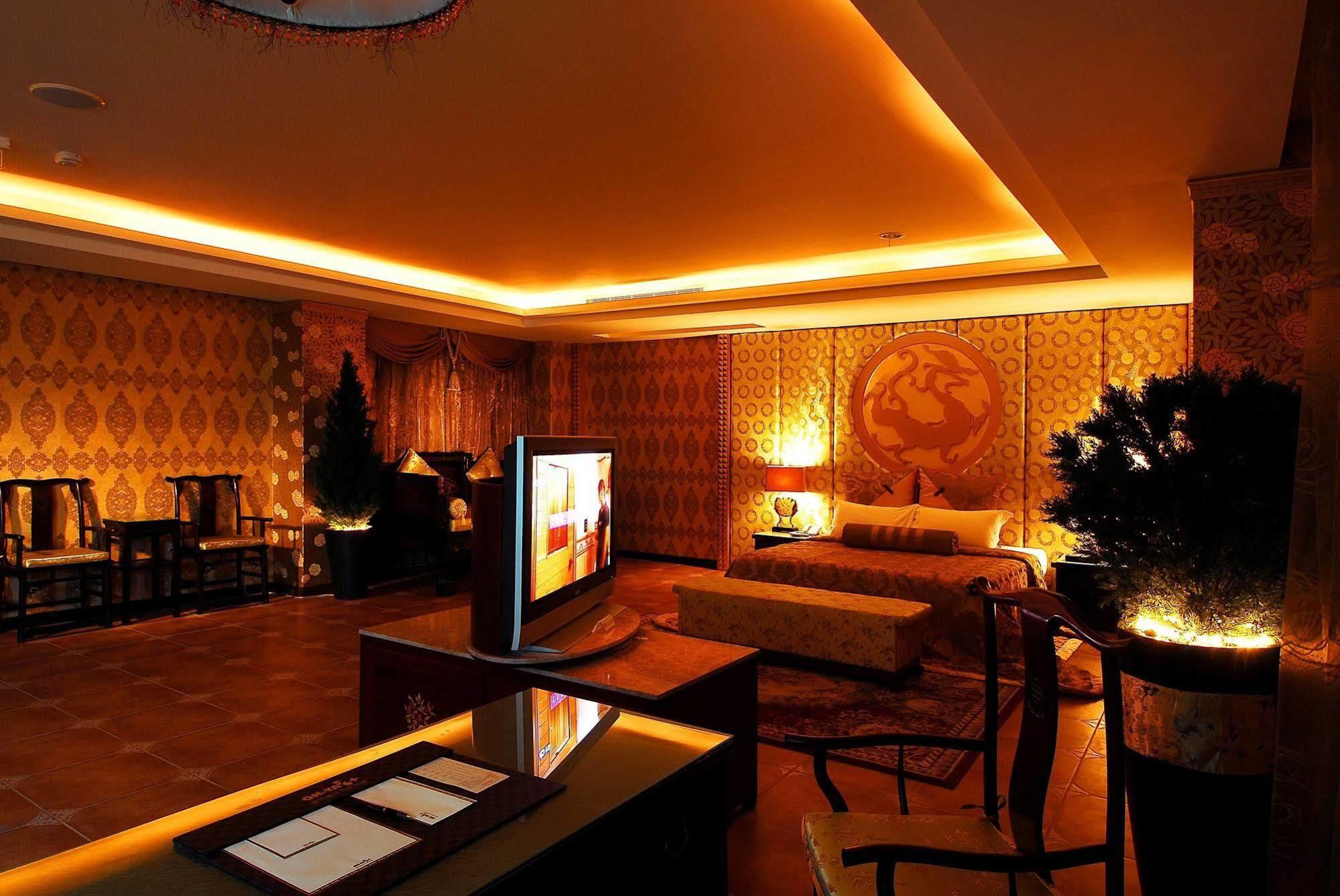 All-Ur Boutique Motel -Chia Yi Branch Chiayi City Dış mekan fotoğraf