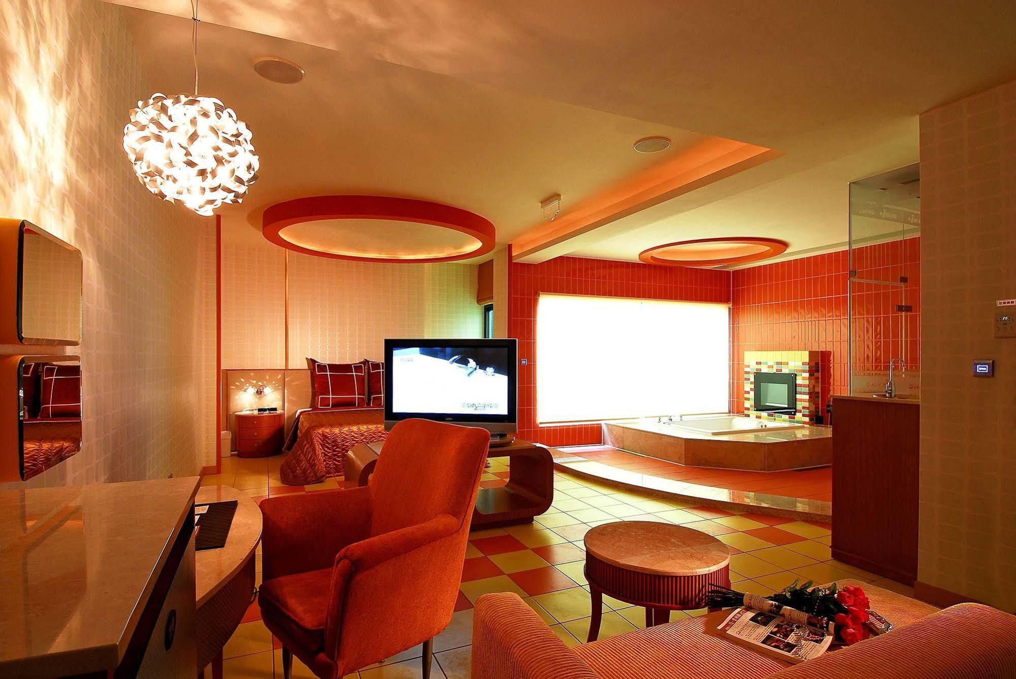 All-Ur Boutique Motel -Chia Yi Branch Chiayi City Dış mekan fotoğraf