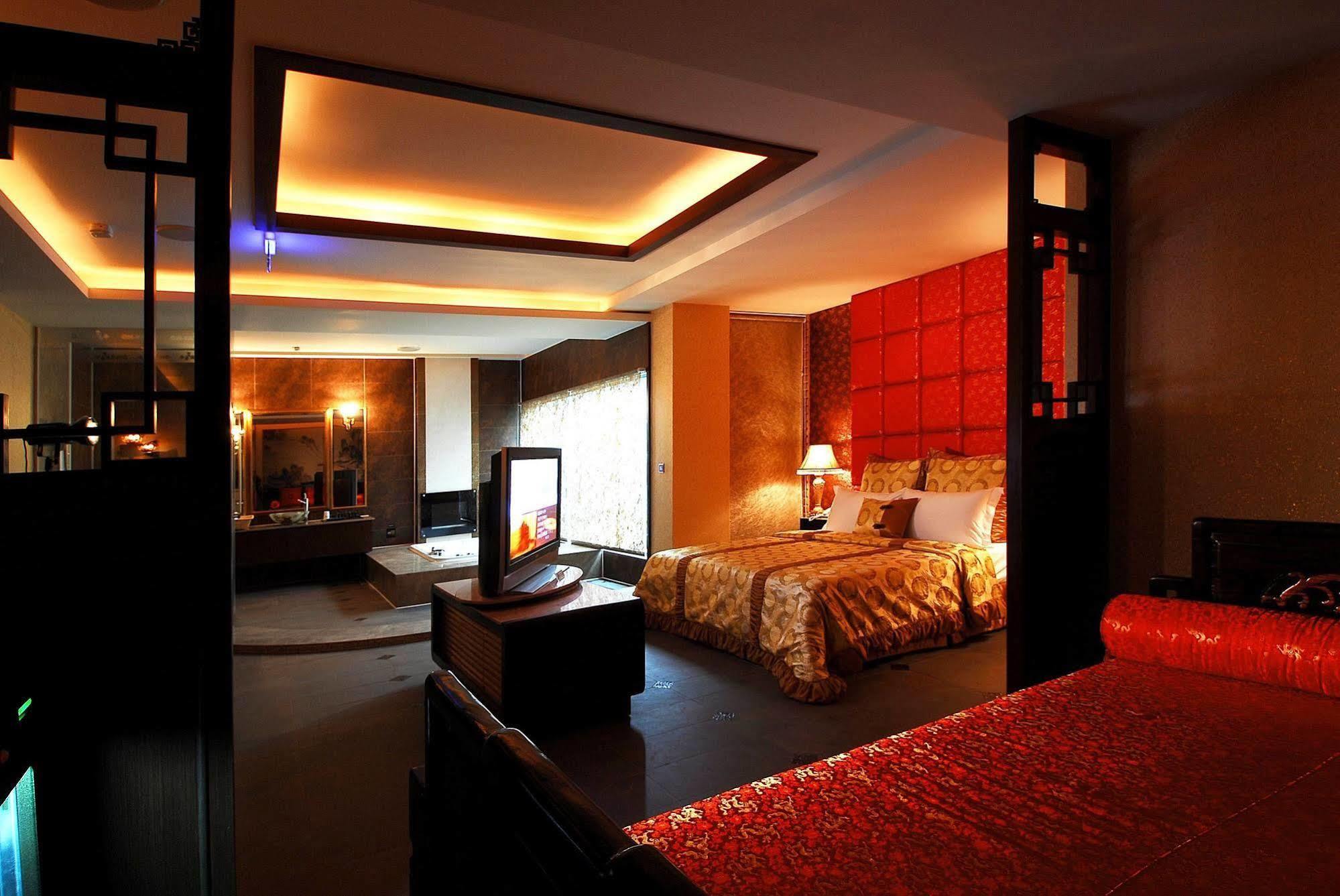All-Ur Boutique Motel -Chia Yi Branch Chiayi City Dış mekan fotoğraf