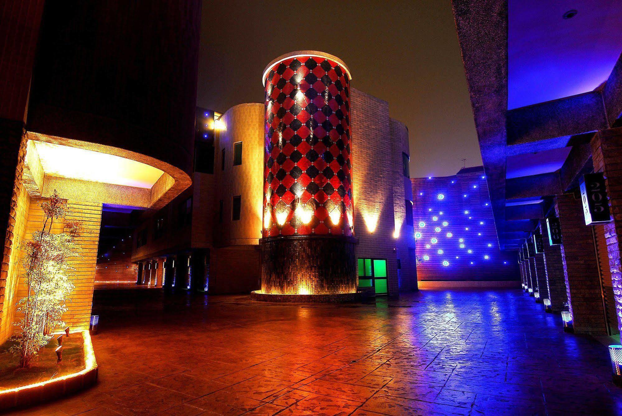 All-Ur Boutique Motel -Chia Yi Branch Chiayi City Dış mekan fotoğraf